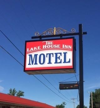The Lake House Inn Laurie Exterior photo
